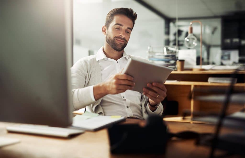 9 websites and apps for those who work with cargo ships