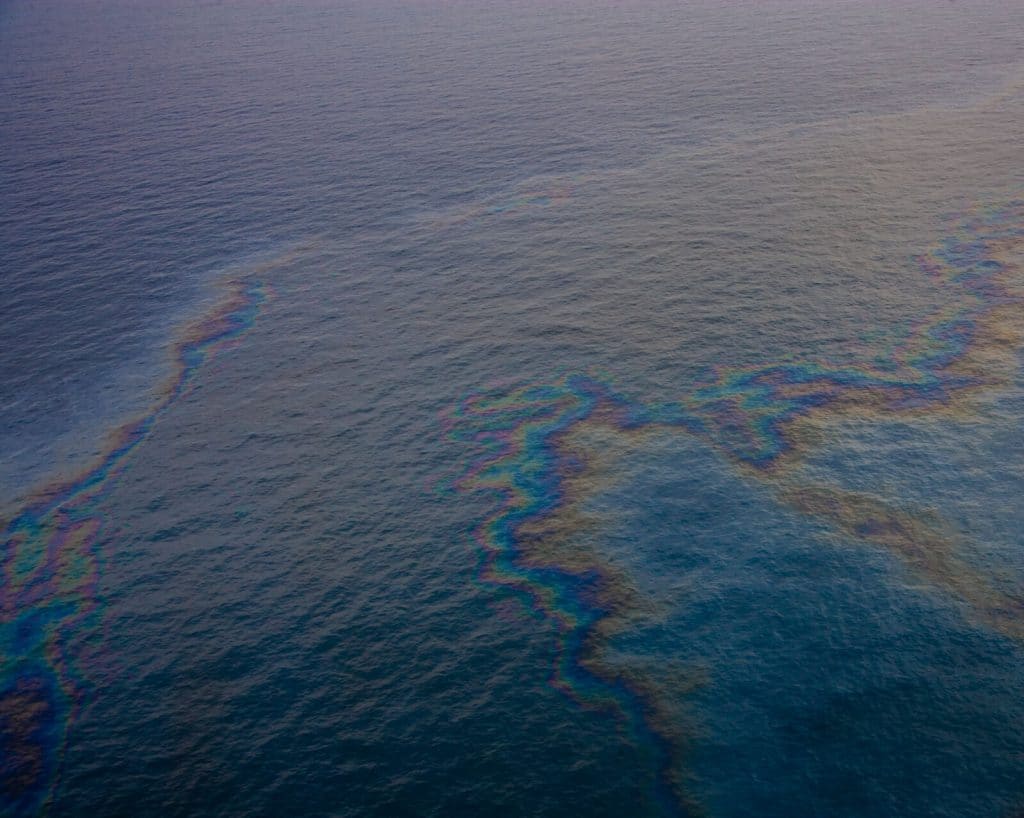 Understand how to prevent oil spills in the ocean