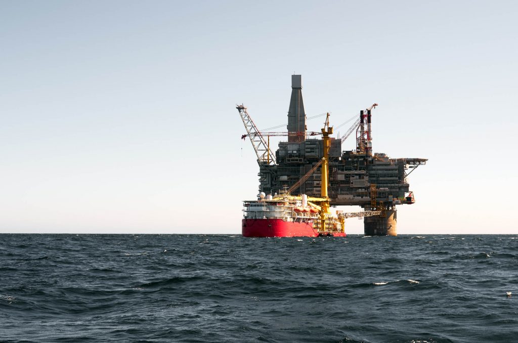 Why have environmental management in the oil industry