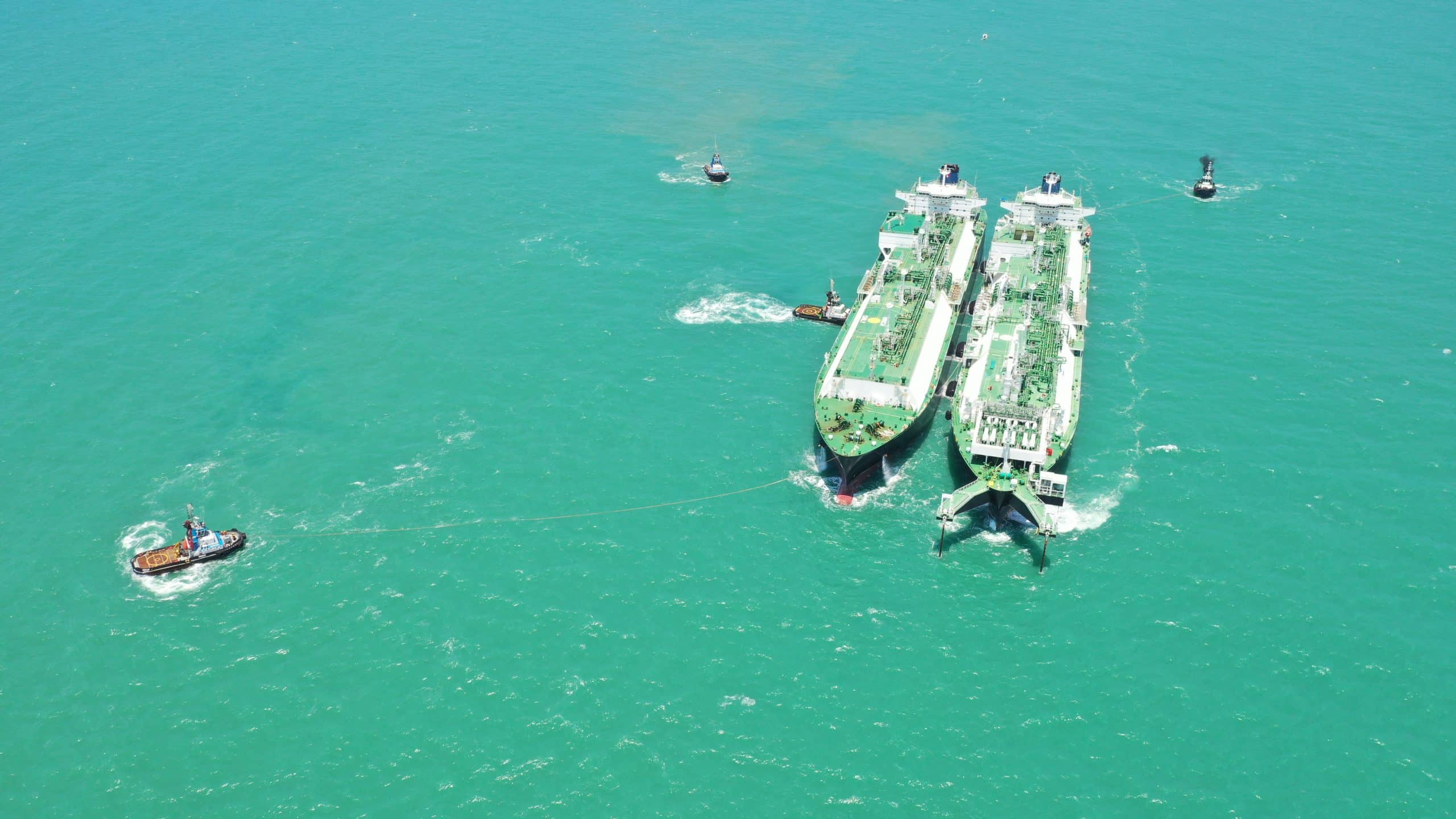 Wilson Sons sets record for ship-to-ship LNG operations