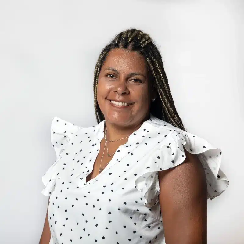 Monica Barboza 