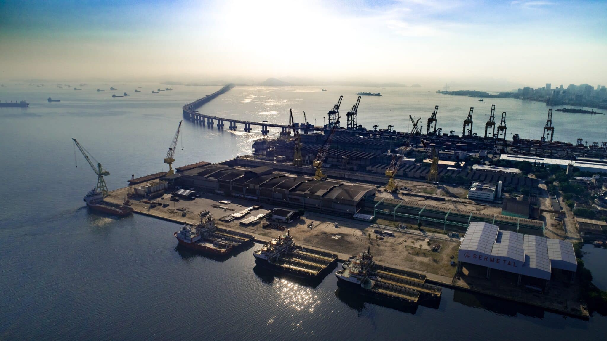 Wilson Sons, through its Offshore Support Base, signs a contract with BP, aglobal leader in oil exploration and production