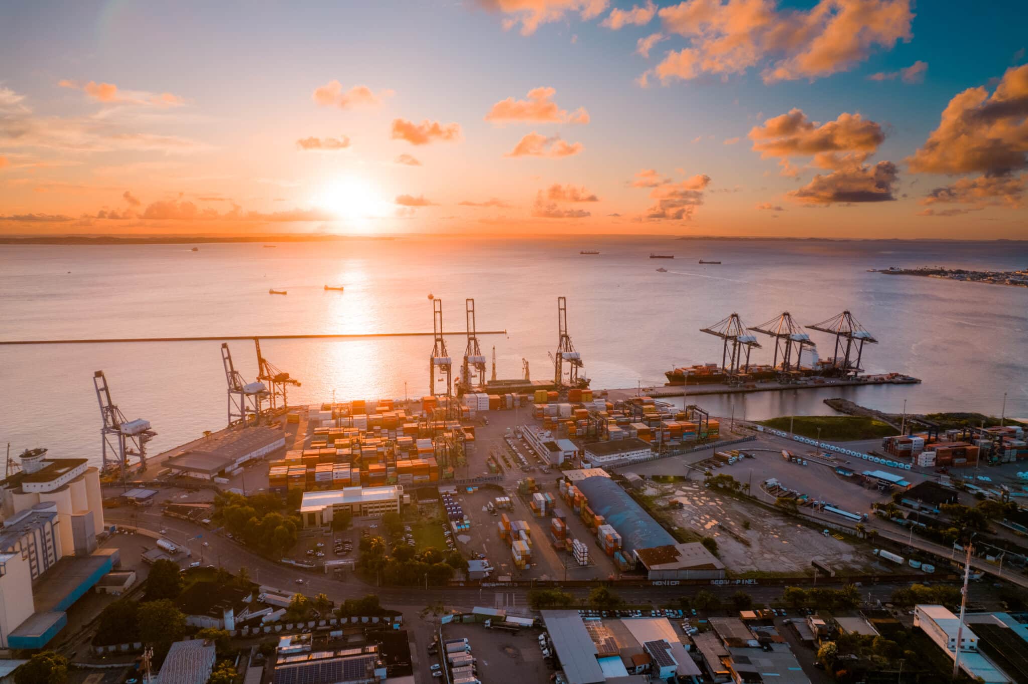 Wilson Sons owns the world’s 6th best container terminal of less than 500,000 TEUs