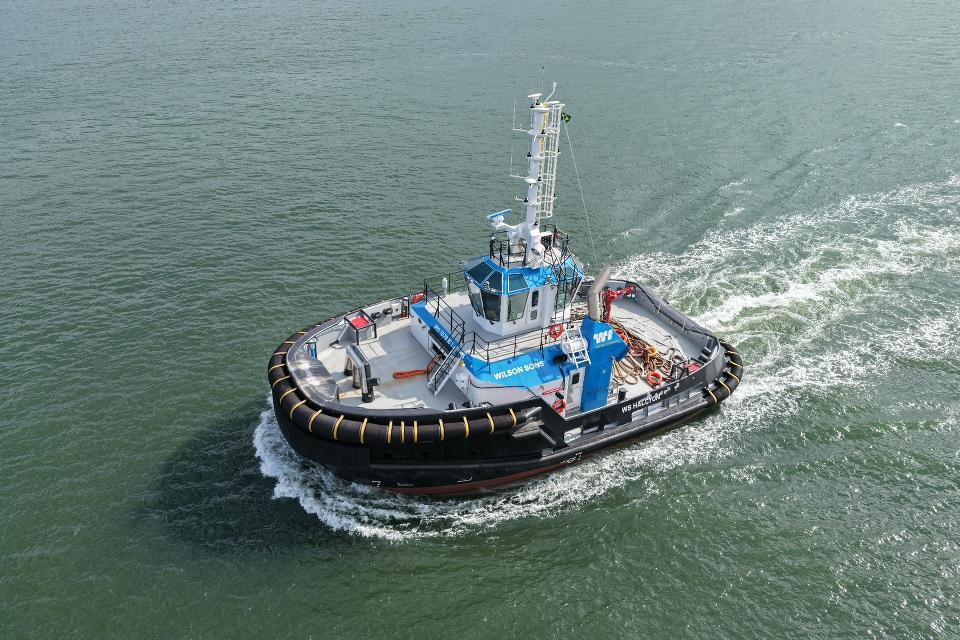 Wilson Sons launches tugboat to join a new series to meet demandfrom New Panamax ships